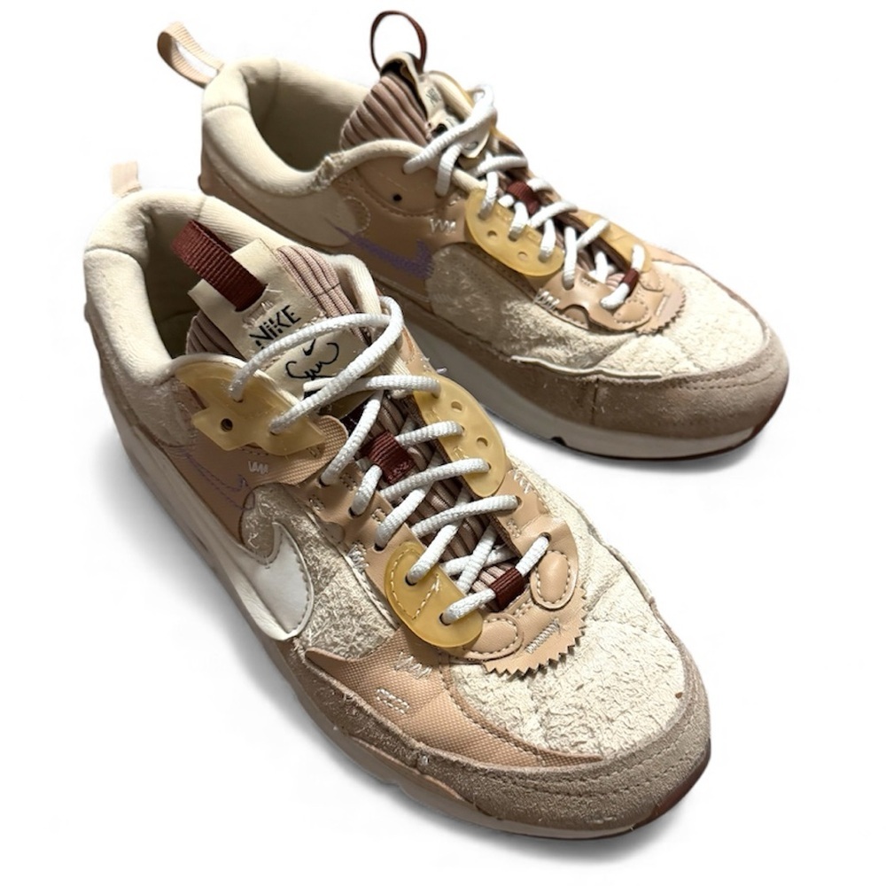 Nike Air Max 90 Futura
Serena Williams Design Crew Sanddrift (Women's) Size 7.5